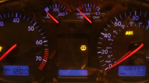 LC257 WARRANTY 98 99 Passat MPH AT Instrument Cluster Speedometer OEM 108,394