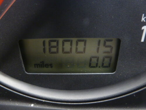 S1580 OEM WARRANTY 1999-2001 VW PASSAT INSTRUMENT CLUSTER SPEEDOMETER 180,015