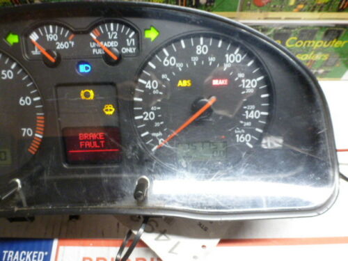 S1578 OEM WARRANTY 1999-2001 VW PASSAT INSTRUMENT CLUSTER SPEEDOMETER 151,151