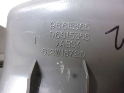MW64-2 OEM 2005-2008 SUZUKI FORENZA LEFT FRONT DOOR MASTER POWER WINDOW SWITCH