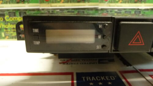 A204-15 OEM WARRANTY 1999-2003 SUZUKI VITARA CLOCK AND HAZARD CONTROL DASH