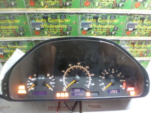 S1747 OEM WARRANTY 1998 MERCEDES C-CLASS INSTRUMENT CLUSTER SPEEDOMETER 141,408