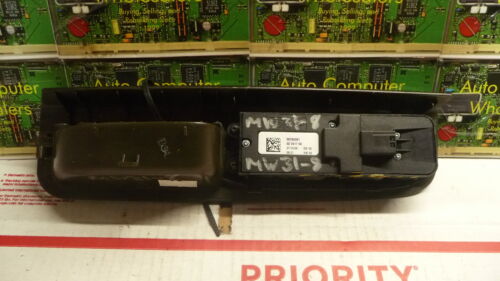 MW31-8 OEM 07 VOLVO 40 50 WARRANTY LEFT FRONT DOOR MASTER POWER WINDOW SWITCH