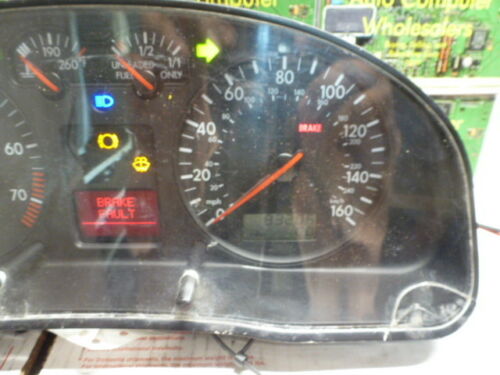 S1579 OEM WARRANTY 1999-2001 VW PASSAT INSTRUMENT CLUSTER SPEEDOMETER 83,205