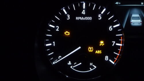 S1954 OEM WARRANTY 2015 NISSAN ALTIMA INSTRUMENT CLUSTER SPEEDOMETER 4 MILES