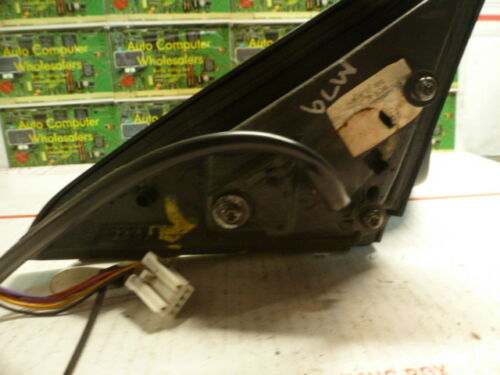OEM FACTORY ORIGINAL GENUINE 00-2004 40 SERIES PASSENGER RIGHT POWER MIRROR M79