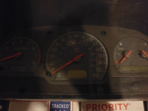 MR308 OEM WARRANTY 2001 2002 VOLVO S40 40 SERIES Instrument Cluster Speedometer